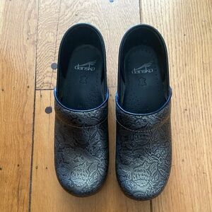 Silver embossed black leather Dansko shoes